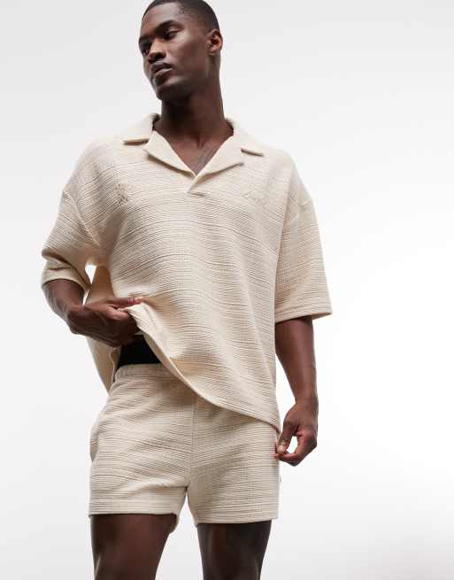 ASOS DESIGN – Schmal geschnittene Shorts aus Jersey in Neutral mit Kreuzschraffur-Struktur, 3 von 5