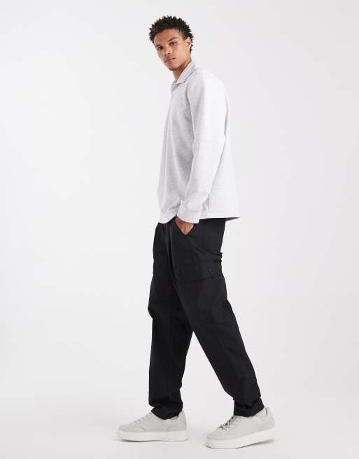 ASOS DESIGN – Schmal zulaufende Cargo-Hose in Schwarz, 3 von 6