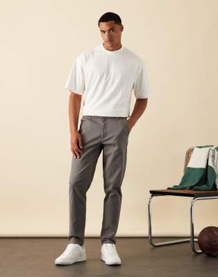Schmal zulaufende Chinohose in Grau Grau 60 Regular