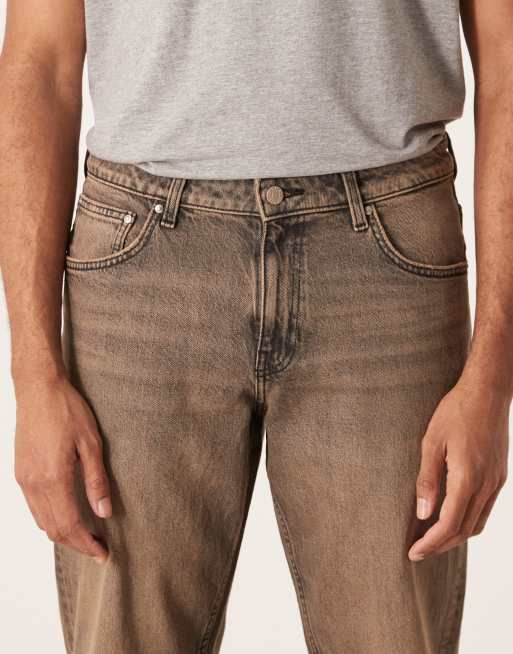 ASOS DESIGN – Schmal zulaufende Jeans in verwaschenem Schwarz mit Braunstich, 5 von 5
