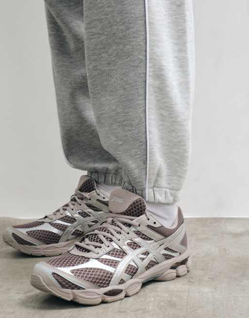 ASOS DESIGN schmal zulaufende Jogginghose mit Cut-and-Sew und Paspelierung in Grau-Meliert, 5 von 5