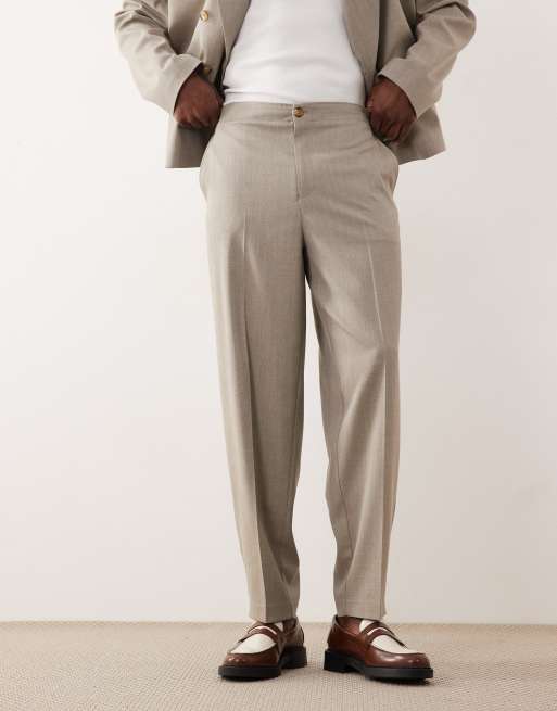 ASOS DESIGN – Schmal zulaufende Oversize-Anzughose in Beige mit Fischgrätmuster, 2 von 5