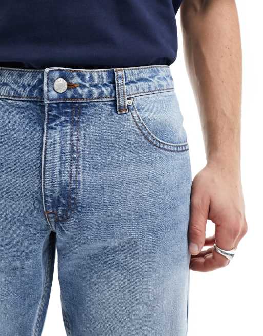 ASOS DESIGN – Schmal zulaufende Vintage-Jeans in hellblauer, getönter Waschung, 2 von 5