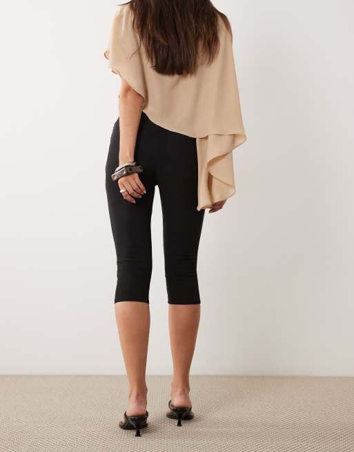 ASOS DESIGN schmale Caprihose mit Quasten-Detail in Schwarz, 5 von 5