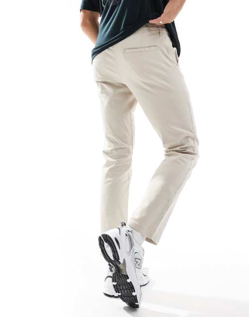 ASOS DESIGN – Schmale Chinohose in Stone, 2 von 5