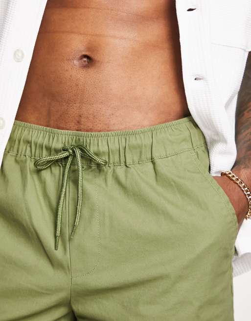 ASOS DESIGN – Schmale, kürzere Chino-Shorts in dunklem Khaki, 3 von 4