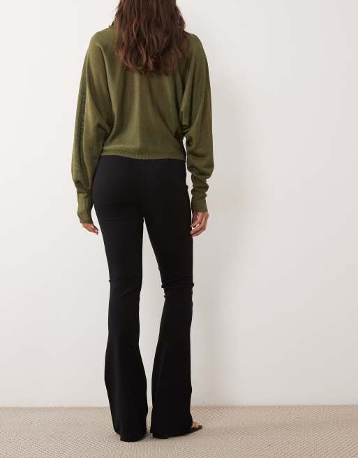 ASOS DESIGN schmale Schlaghose aus schwarzem Ponte, 3 von 5