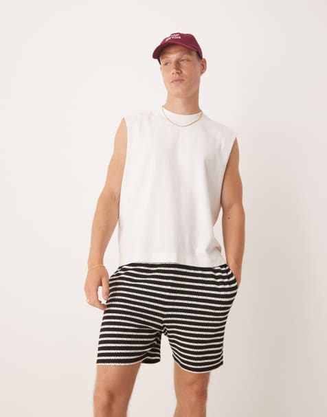 ASOS DESIGN – Schmale Shorts in Schwarz und Weiß gestreift, 30 cm Beininnenlänge - view 1