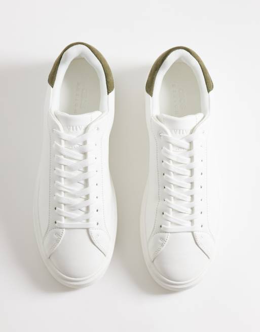 ASOS DESIGN – Schnür-Sneaker in Weiß mit Fersendetail in Salbeigrün, 2 von 5