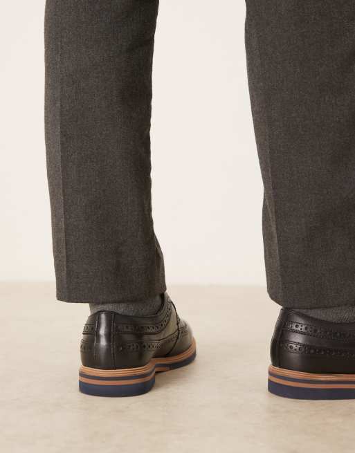 ASOS DESIGN – Schnürschuhe im Budapester Stil aus schwarzem Leder, 3 von 4