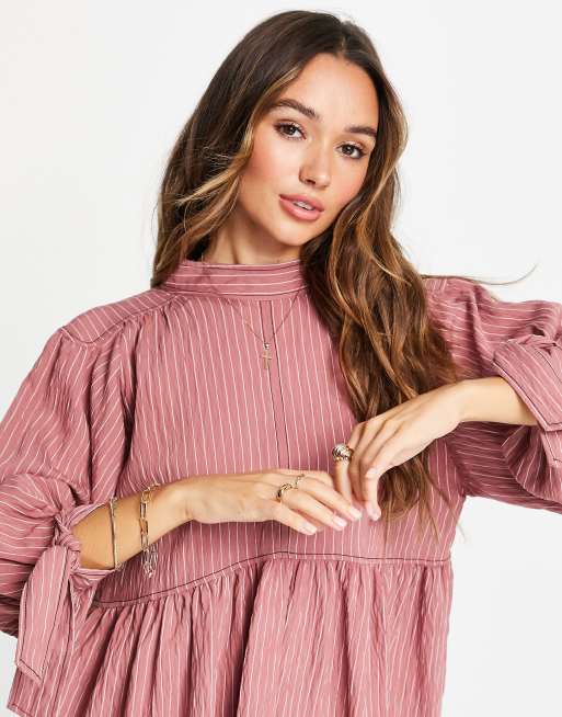 ASOS DESIGN – Schößchenoberteil mit Stehkragen in Ziegelrot gestreift, 2 von 4