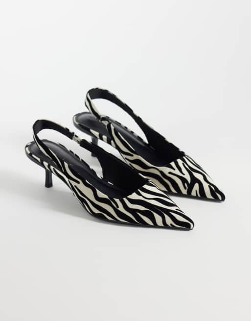 ASOS DESIGN schoenen met brede pasvorm en kittenhak met zebra, 2 van 4