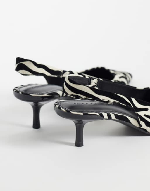 ASOS DESIGN schoenen met brede pasvorm en kittenhak met zebra, 3 van 4