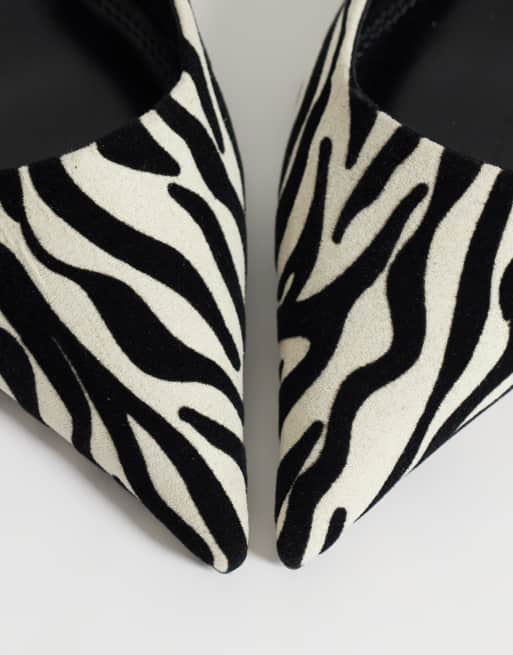 ASOS DESIGN schoenen met brede pasvorm en kittenhak met zebra, 4 van 4