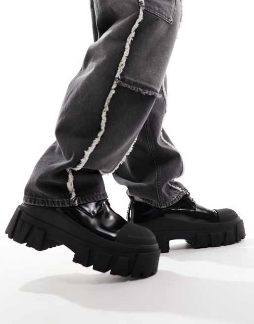 ASOS DESIGN - Schoenen met veters en dikke zool in zwart