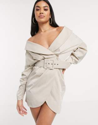 ASOS DESIGN - Schouderloze mini-jurk met rimpeleffect en riem in camel