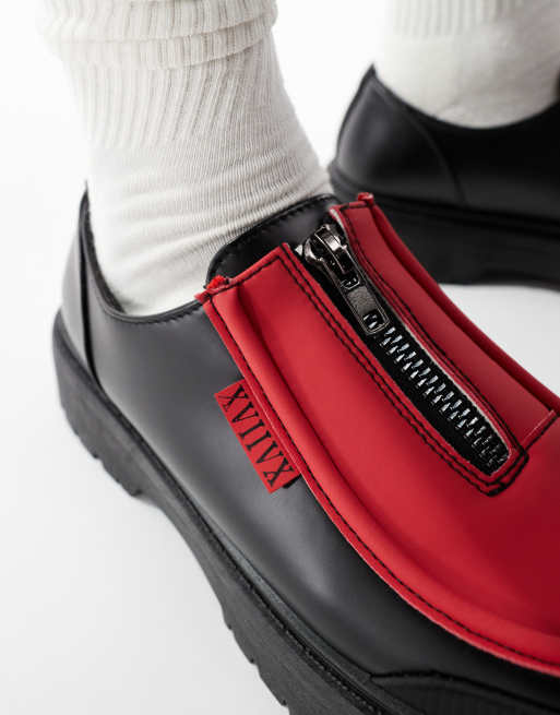 ASOS DESIGN – Schuhe mit Reißverschluss in Schwarz mit rotem Detail und dicker Sohle, 3 von 4