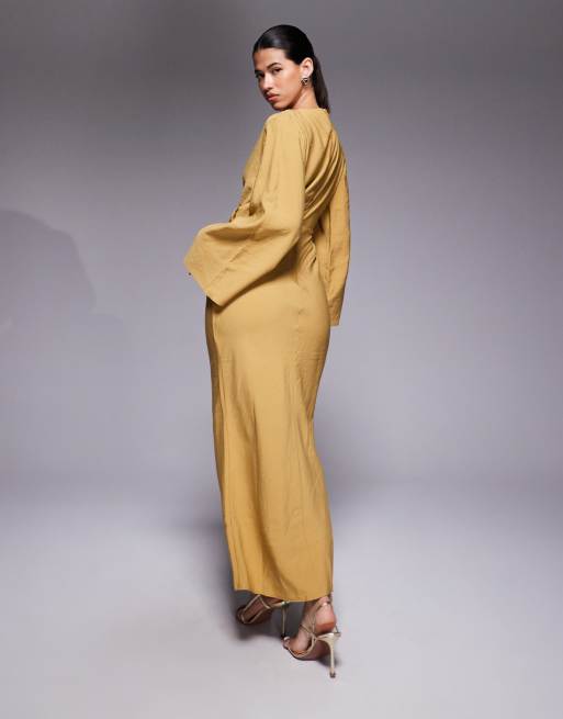 ASOS DESIGN - Schuingesneden getailleerde maxi jurk met lange mouwen in goud, 2 van 4
