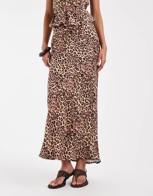 ASOS DESIGN - Schuingesneden satijnen maxi rok met luipaardprint, 2 van 6