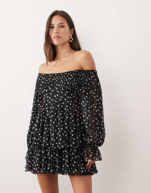 ASOS DESIGN – Schulterfreies, doppellagiges Godet-Minikleid mit Polka-Dot-Print, 2 von 4