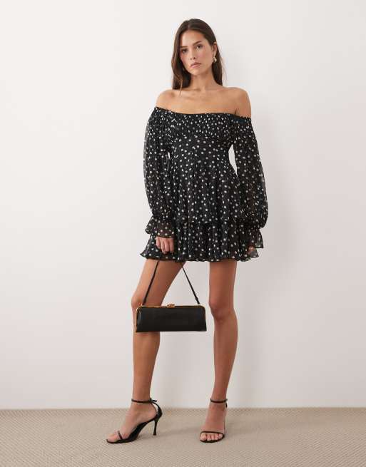 ASOS DESIGN – Schulterfreies, doppellagiges Godet-Minikleid mit Polka-Dot-Print, 3 von 4
