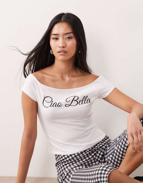 ASOS DESIGN – Schulterfreies, knapp geschnittenes T-Shirt in Weiß mit „Ciao Bella“-Grafik - view 1