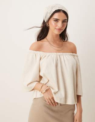 ASOS DESIGN - Schulterfreies, kurzärmliges Cropped-T-Shirt mit Streifenmuster in neutralen Farben-Bunt