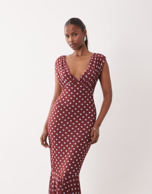 ASOS DESIGN – Schulterfreies Maxikleid aus Netzstoff in Rosa mit Polka Dots und Schwalbenschwanz, 2 von 4