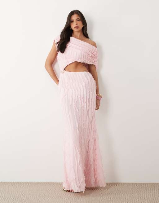 ASOS DESIGN – Schulterfreies Maxikleid in Rosa mit Rüschen und Cut-out-Detail, 2 von 4