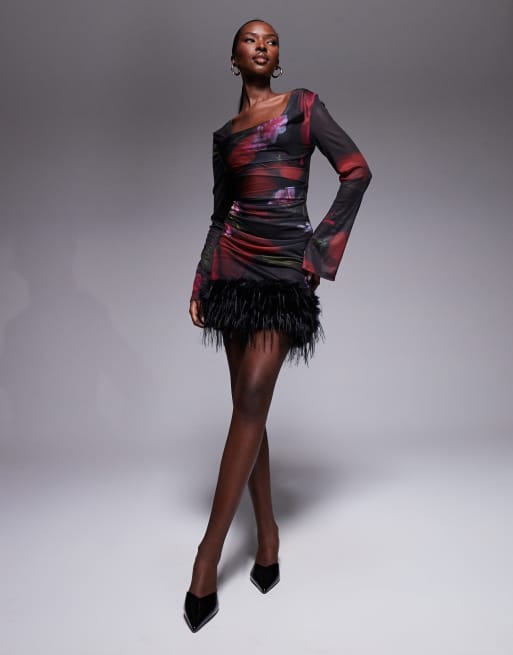 ASOS DESIGN – Schulterfreies Netzstoff-Minikleid mit Blumenmuster und Kunstpelzborte am Saum