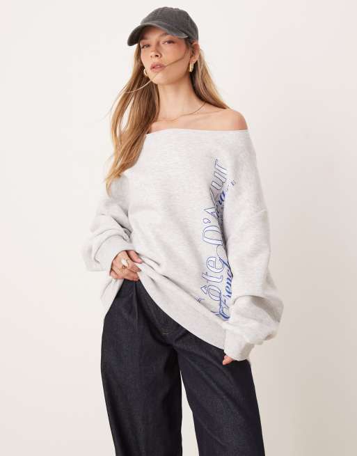 ASOS DESIGN – Schulterfreies Oversize-Sweatshirt in meliertem Eisgrau mit „French Riviera“-Grafikprint