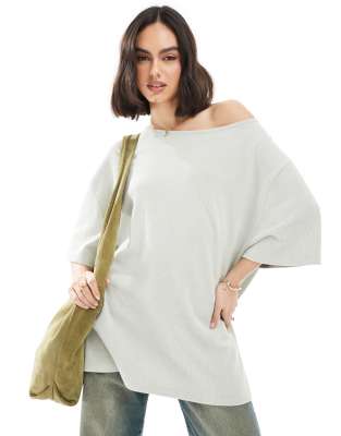 ASOS DESIGN - Schulterfreies T-Shirt in verwaschenem Salbeigrün mit Waffelstruktur und lockerem Schnitt