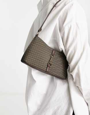 ASOS DESIGN - Schultertasche im 90er-Stil in Braun mit Monogramm-Muster und Metallklammer