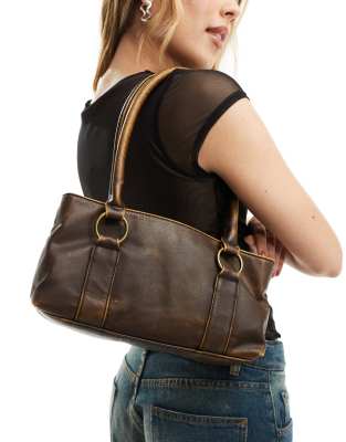 ASOS DESIGN - Schultertasche in verwaschenem Braun mit zwei Riemen mit Ringdetails-Brown