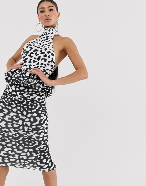 ASOS DESIGN – Schwarz-weiß gemustertes Neckholder-Midikleid mit gerüschter Taille