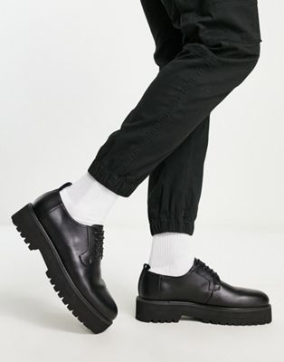 ASOS DESIGN – Schwarze Schnürschuhe aus Kunstleder mit dicker Sohle