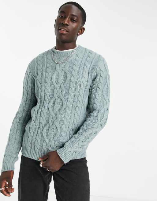 ASOS DESIGN – Schwerer Strickpullover in Jeansblau mit Zopfmuster