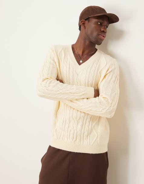 ASOS DESIGN – Schwerer Strickpullover mit Zopfmuster und V-Ausschnitt in Creme - view 1