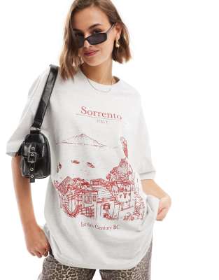 ASOS DESIGN - Schweres Boyfriend-T-Shirt in Eisgrau meliert mit Sorrento-Grafik