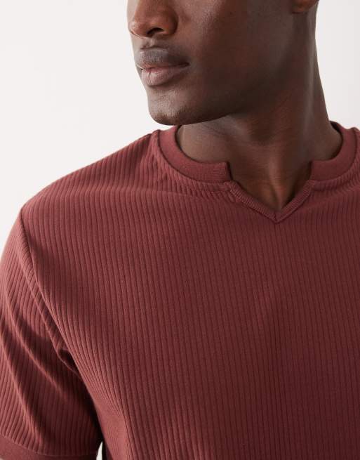ASOS DESIGN – Schweres, geripptes T-Shirt in Burgunderrot mit eingekerbtem Ausschnitt und regulärer Passform, 2 von 5