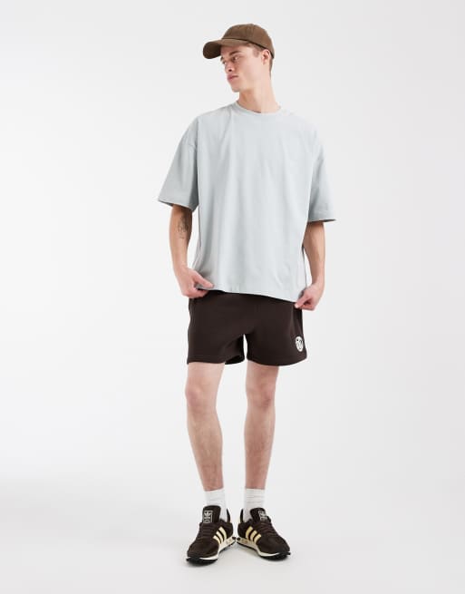 ASOS DESIGN – Schweres, kastiges Oversize-T-Shirt in Hellgrün mit überschnittenen Schultern, 3 von 5