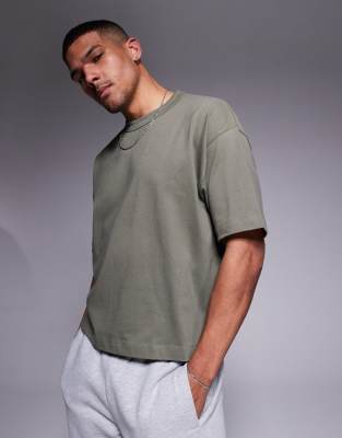Schweres, kastiges Oversize-T-Shirt in Khaki-Grün Grün 2XL