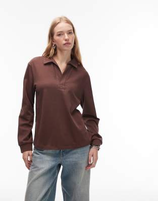 ASOS DESIGN - Schweres, langärmliges T-Shirt in Schokobraun mit Rugby-Kragen-Brown