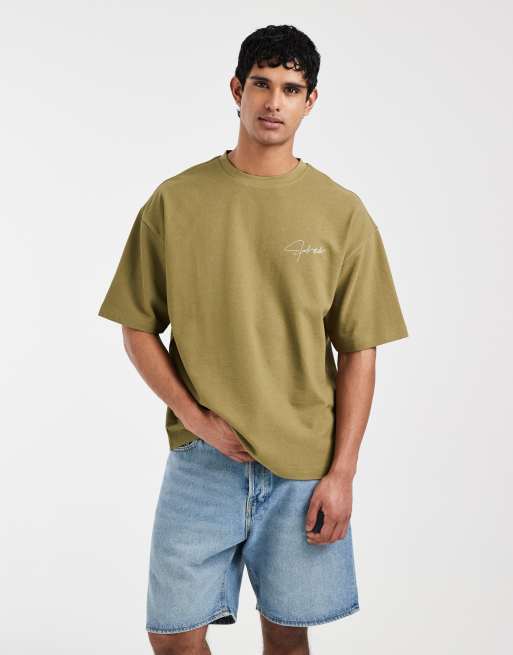 ASOS DESIGN – Schweres Oversize-T-Shirt in Khaki mit markentypischem Detail auf der Brust, 1 von 5
