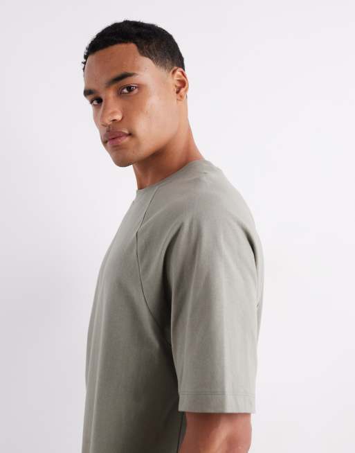 ASOS DESIGN – Schweres Relaxed-Fit-T-Shirt mit Raglanärmeln in Khaki, 240 g/m², 4 von 6