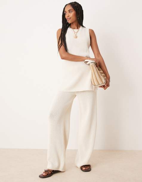 ASOS DESIGN – Schweres, schlichtes Strickset in Stone bestehend aus Longline-Tanktop und Hose mit weitem Bein - view 1