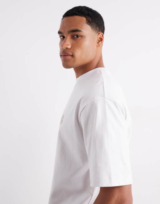 ASOS DESIGN – Schweres T-Shirt in Weiß mit Brustprint, 240 g/m², 4 von 6
