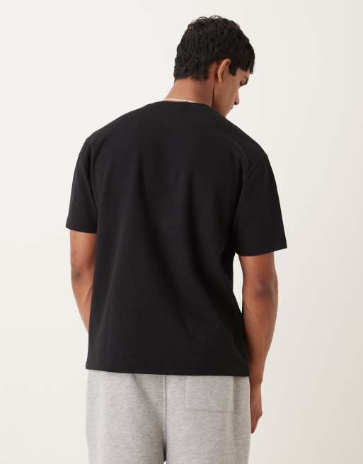ASOS DESIGN – Schweres, weiches Relaxed-Fit-T-Shirt in Schwarz mit Text-Grafikprint , 4 von 5