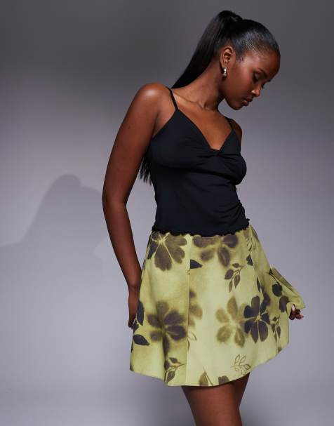 ASOS DESIGN – Schwingender Minirock mit Blumenmuster - view 1