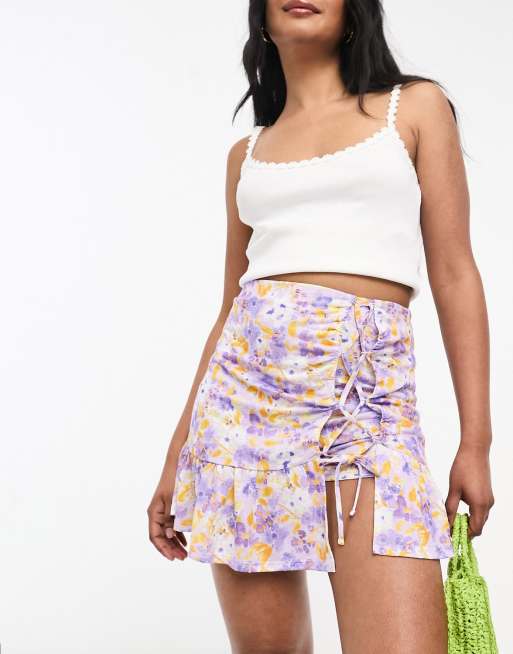 ASOS DESIGN – Schwingender Skort mit Blumenprint und gerafftem Detail